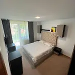 Apartment 5 Star