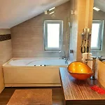 Apartment 5 Star *