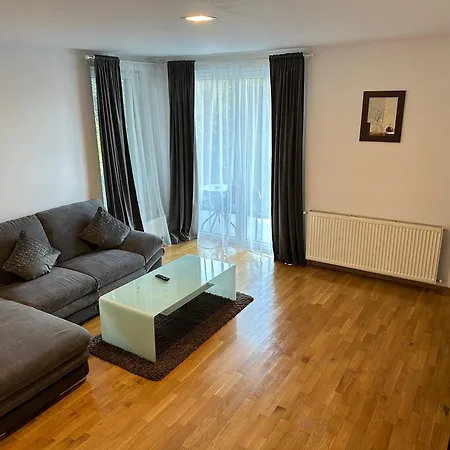 5 Star * Brasov